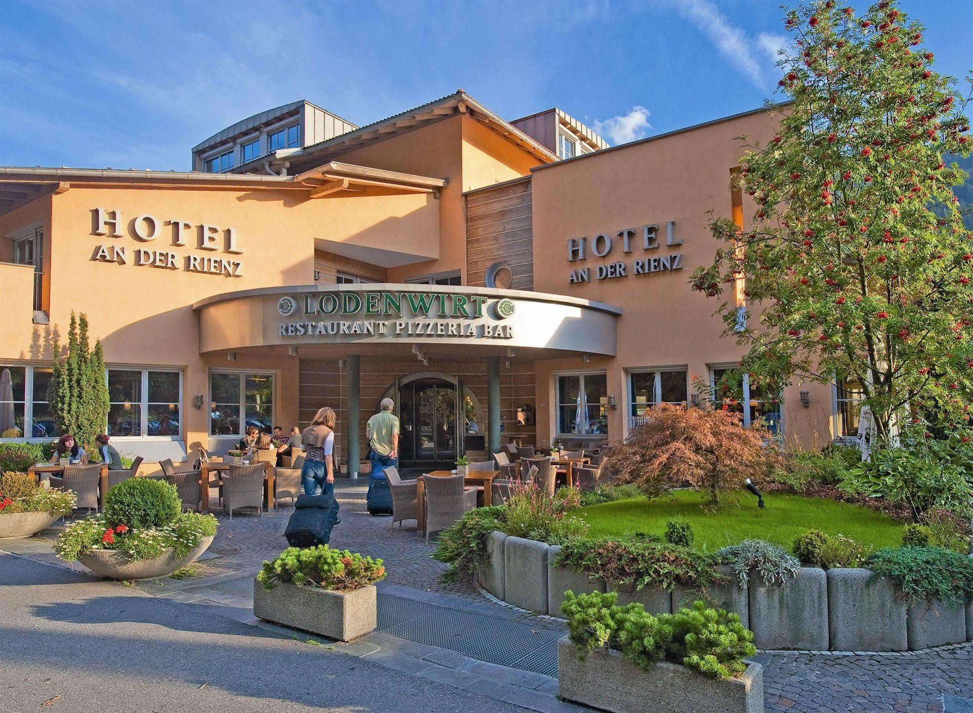 Aktiv & Genusshotel Lodenwirt ヴァンドーイエス エクステリア 写真